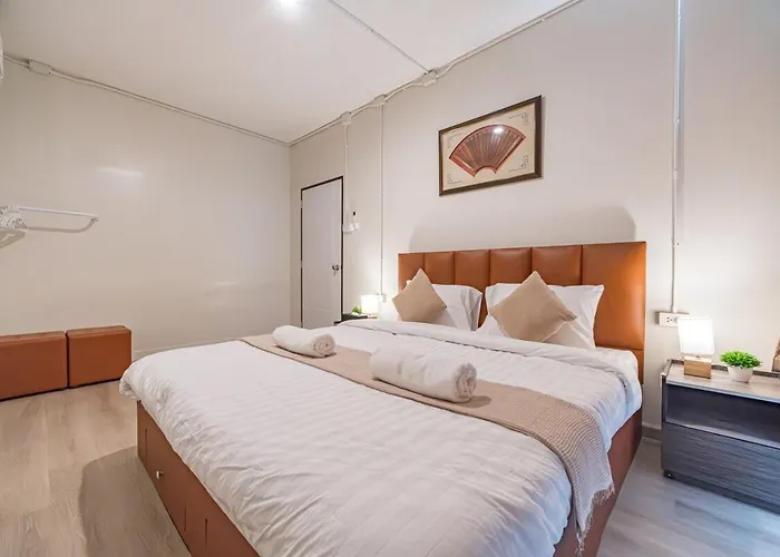 Siam Place - Spacious Family House In
